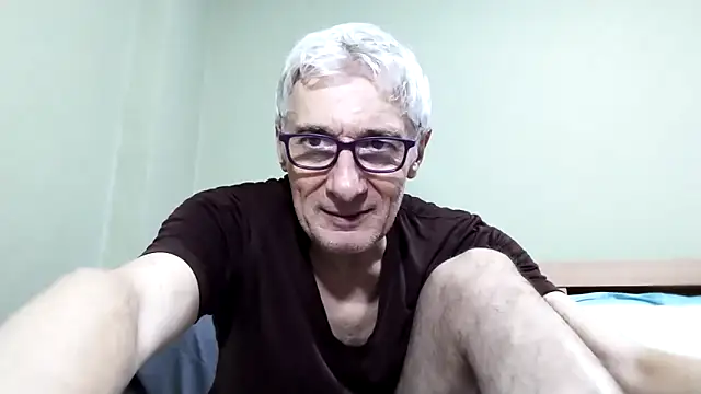 BIGUNCUTHARDCOCK online show from November 18, 3:56 am