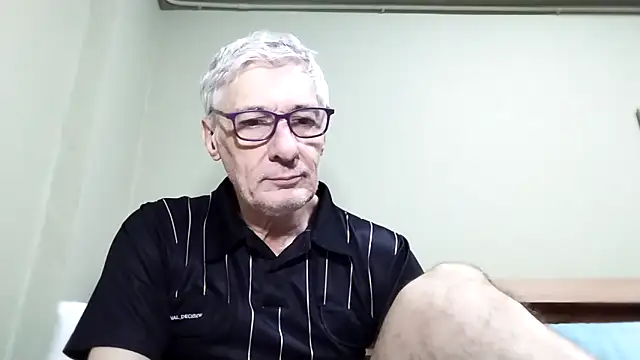 BIGUNCUTHARDCOCK online show from November 20, 12:00 am