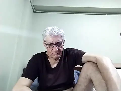 BIGUNCUTHARDCOCK online show from November 22, 1:43 pm