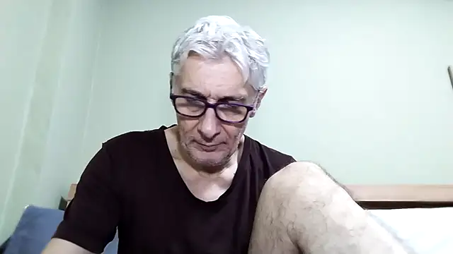 BIGUNCUTHARDCOCK online show from November 27, 5:09 am