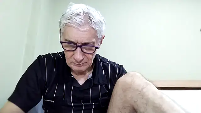 BIGUNCUTHARDCOCK online show from December 1, 2:05 am