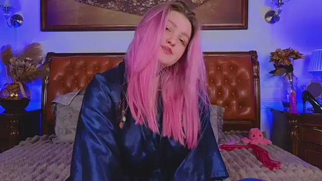 Snapshot of Unholy_Lady chatting on March 10, 9:53 am Unholy Lady online show from March 10, 9:53 am