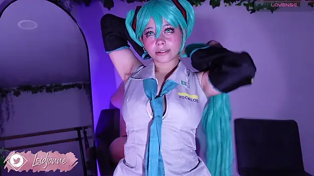 Snapshot of loIijanne chatting on November 1, 11:51 pm loIijanne online show from November 1, 11:51 pm