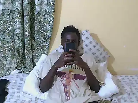 Snapshot of large_blackdick chatting on September 16, 4:41 pm large blackdick online show from September 16, 4:41 pm