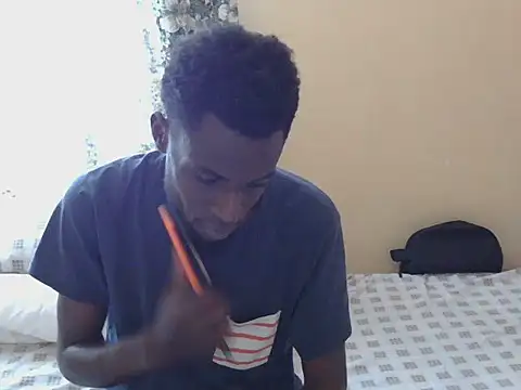 Snapshot of large_blackdick chatting on September 23, 8:39 am large blackdick online show from September 23, 8:39 am