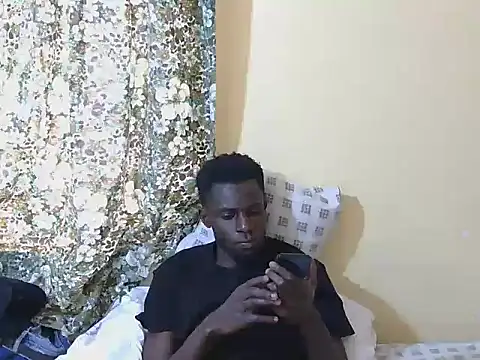 Snapshot of large_blackdick chatting on October 8, 1:09 pm large blackdick online show from October 8, 1:09 pm