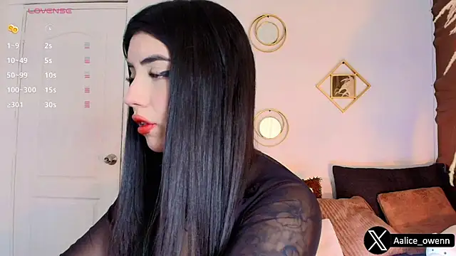 Aliceowenn online show from September 19, 9:04 pm