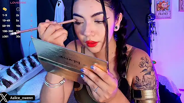 Aliceowenn online show from October 30, 10:21 pm