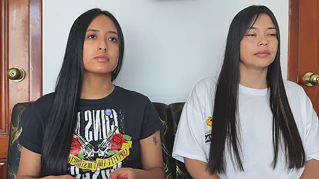 2SummerLove1 online show from November 19, 2:39 pm