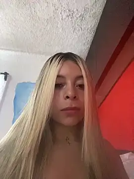 Snapshot of CristalGmez chatting on November 12, 4:51 pm CristalGmez online show from November 12, 4:51 pm