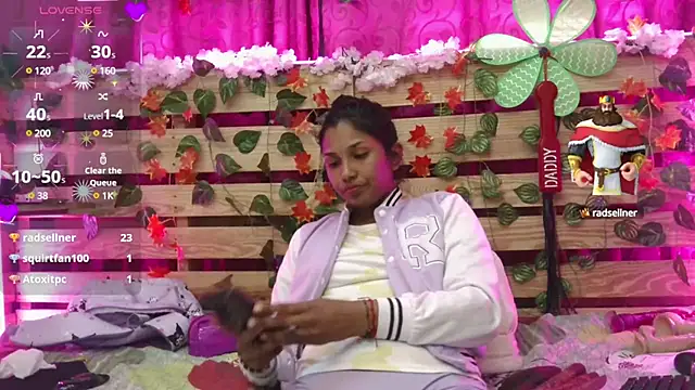 Elsa Parisi online show from January 14, 12:22 am