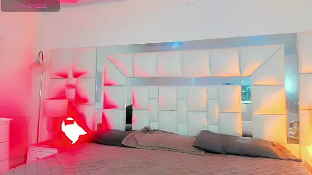 Victoria Kastelo online show from April 18, 8:53 pm