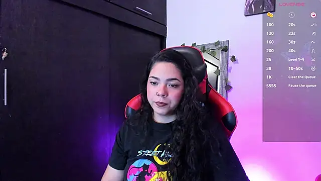 daarklover online show from January 19, 5:05 am