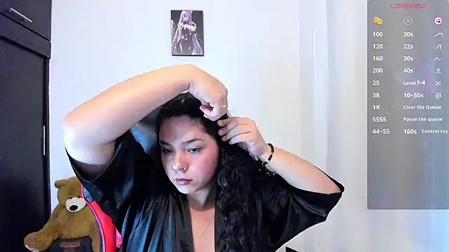 daarklover online show from February 8, 2:58 am