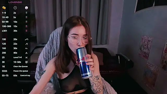 Snapshot of ashleyro1 chatting on November 15, 1:18 pm ashleyro1 online show from November 15, 1:18 pm