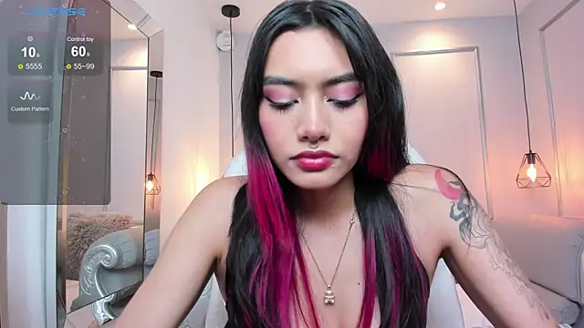 AzuraKindong online show from February 25, 7:14 pm