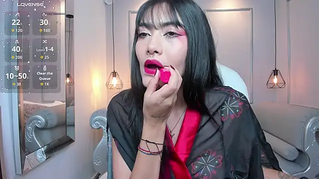 AzuraKindong online show from October 30, 7:14 pm