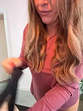 ChristyAdair online show from December 19, 9:27 am