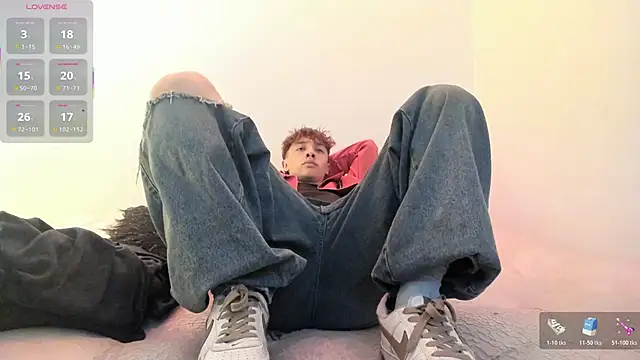 Tomy Rox online show from December 3, 8:18 pm