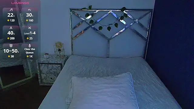 Snapshot of cattaleeyaa chatting on January 17, 3:01 am cattaleeyaa online show from January 17, 3:01 am