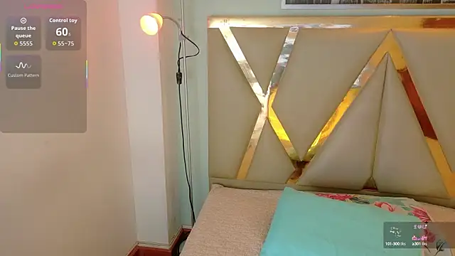 Snapshot of cattaleeyaa chatting on October 16, 12:39 pm cattaleeyaa online show from October 16, 12:39 pm