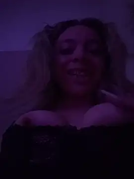 greedybratt online show from February 23, 1:13 am