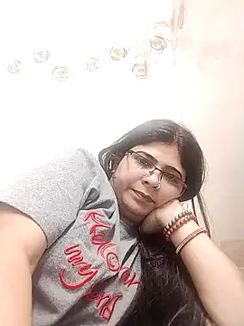 Snapshot of Husnpari20 chatting on January 1, 5:11 pm Husnpari20 online show from January 1, 5:11 pm