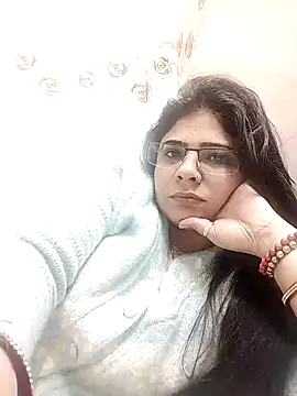 Snapshot of Husnpari20 chatting on January 10, 9:23 am Husnpari20 online show from January 10, 9:23 am