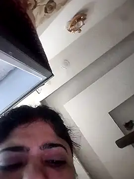 Snapshot of Husnpari20 chatting on January 22, 1:31 am Husnpari20 online show from January 22, 1:31 am