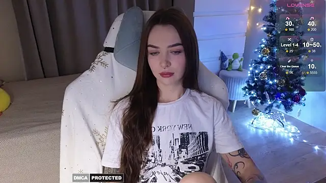 kate leoo online show from December 13, 1:01 pm