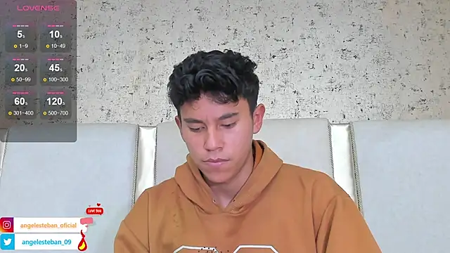 Snapshot of Angel_esteban_fx chatting on January 28, 10:02 am Angel esteban fx online show from January 28, 10:02 am