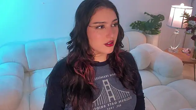 freya bella  online show from March 13, 4:27 am