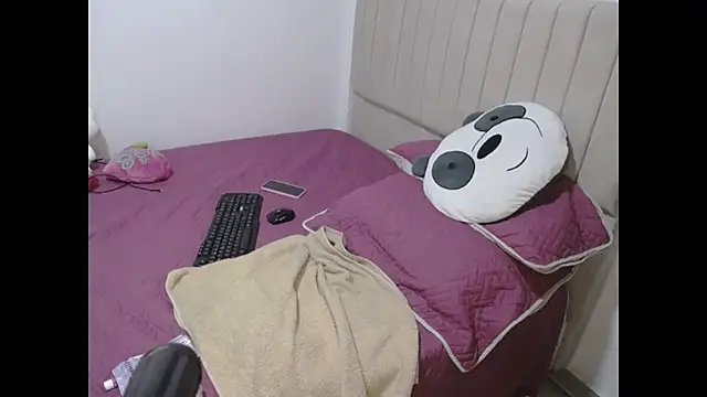 Snapshot of Stepmom_slut_50 chatting on September 13, 9:25 pm Stepmom slut 50 online show from September 13, 9:25 pm