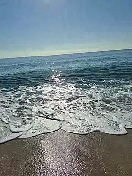 Snapshot of SexyErola27 chatting on October 28, 9:24 am SexyErola27 online show from October 28, 9:24 am