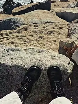 Snapshot of SexyErola27 chatting on November 16, 10:21 am SexyErola27 online show from November 16, 10:21 am