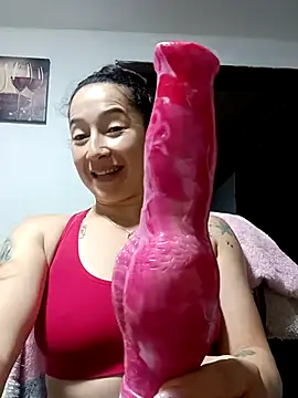 emilypoppy3 online show from September 16, 6:20 pm