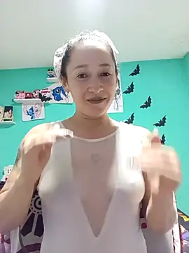 emilypoppy3 online show from October 21, 2:23 am