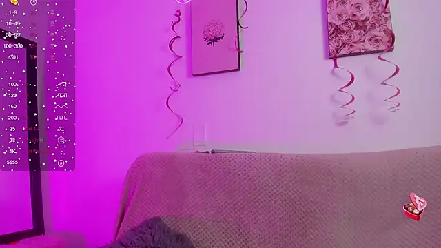 Snapshot of Murieel_69 chatting on March 9, 7:37 pm Murieel 69 online show from March 9, 7:37 pm