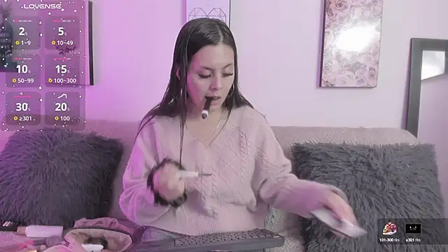 Snapshot of Murieel_69 chatting on October 14, 10:10 pm Murieel 69 online show from October 14, 10:10 pm