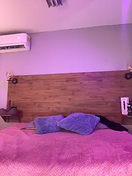 Snapshot of DeboraEvans chatting on October 26, 4:02 pm DeboraEvans online show from October 26, 4:02 pm