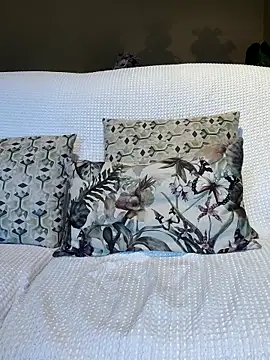 Melody87 online show from October 5, 2:04 pm