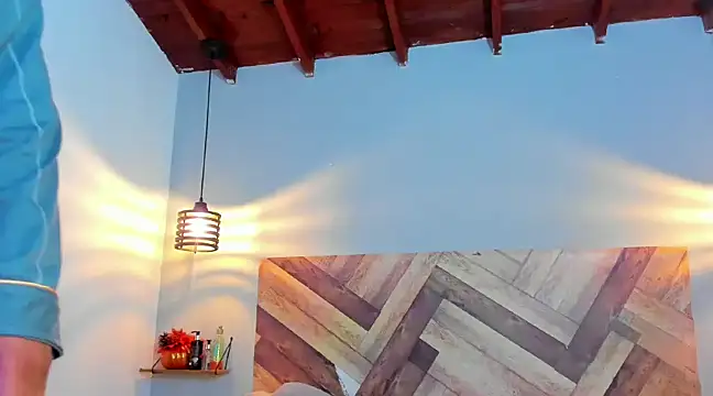 EmmilyBrant online show from January 10, 5:58 am