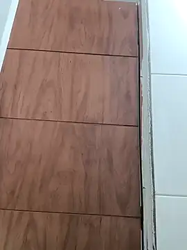 EmmilyBrant online show from March 19, 2:48 am