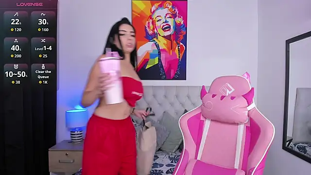 Snapshot of KristalFoxx chatting on September 18, 11:56 am KristalFoxx online show from September 18, 11:56 am