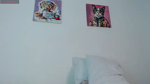 Snapshot of lilith_luv chatting on November 9, 9:29 am lilith luv online show from November 9, 9:29 am