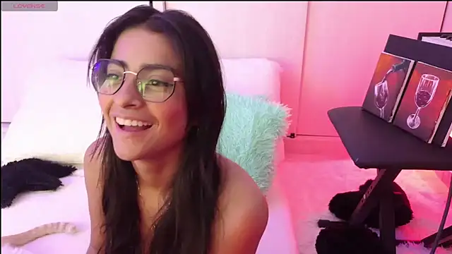 Yues050600 online show from February 17, 5:14 am