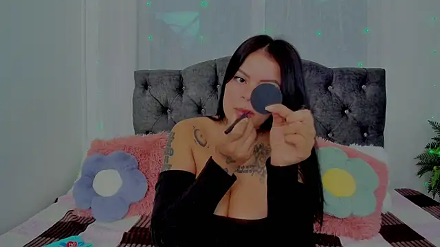 Snapshot of ivanna_rivera chatting on January 31, 12:18 pm ivanna rivera online show from January 31, 12:18 pm