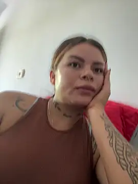 Snapshot of ivanna_rivera chatting on October 7, 6:16 pm ivanna rivera online show from October 7, 6:16 pm