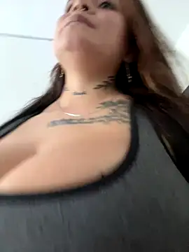 Snapshot of ivanna_rivera chatting on October 31, 4:30 pm ivanna rivera online show from October 31, 4:30 pm