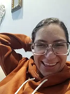 Snapshot of Andromeda-jade chatting on March 21, 1:34 am Andromeda-jade online show from March 21, 1:34 am